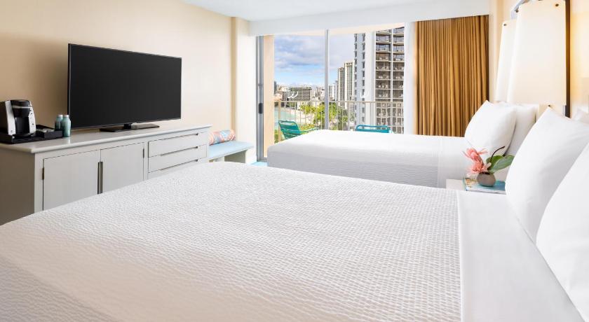 The Twin Fin Hotel photo