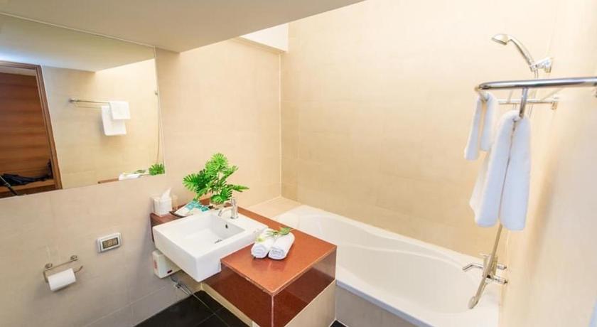 Image of Triple Room 2
