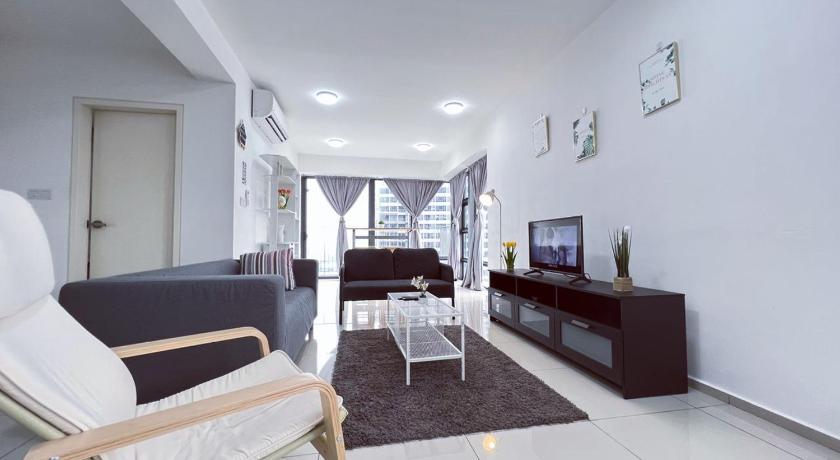 A1610【LongStyOffer】2RoomHomesty 丶EkoCherasMall 丶 photo