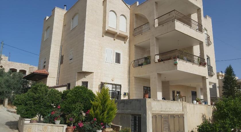 Wael George Apartment