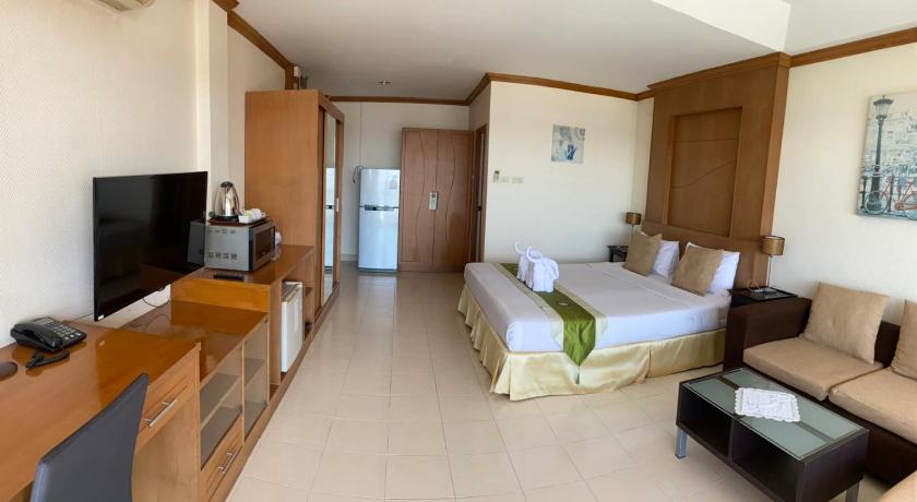 Image of Superior Sea View 16