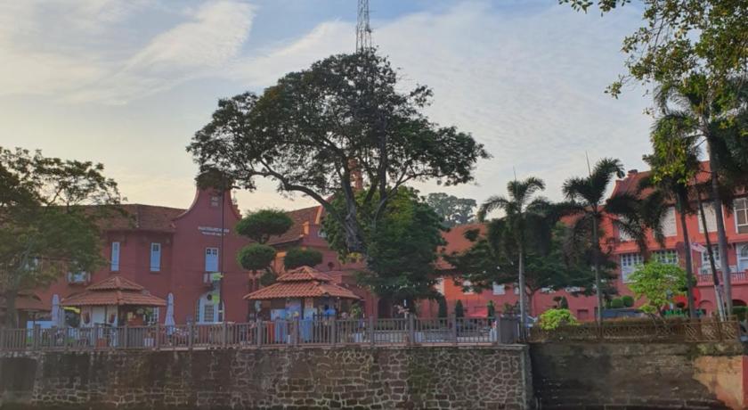 マラッカ Cloth Art 1|4minswalk to carfreezone|By Shine Stay 4つ星 ゲストハウス スイート