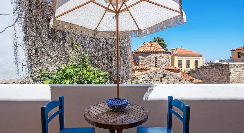 Saint Artemios Hotel and Oriental Suites - image 2