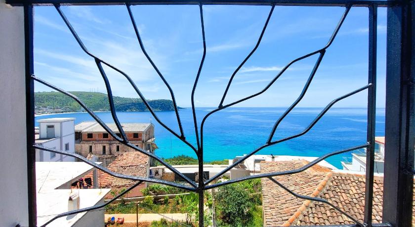 Beleri House — Hotel in Vlora