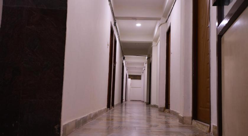 Ganesh Guest House - image 6