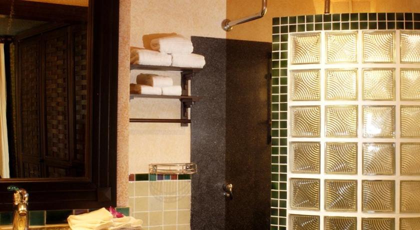 รูปของห้องรอยัลสวีท มีระเบียง (Royal Suite with Balcony) 7