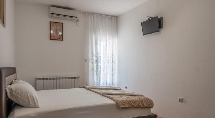 Image of Double Room with Balcony and Sea View 5