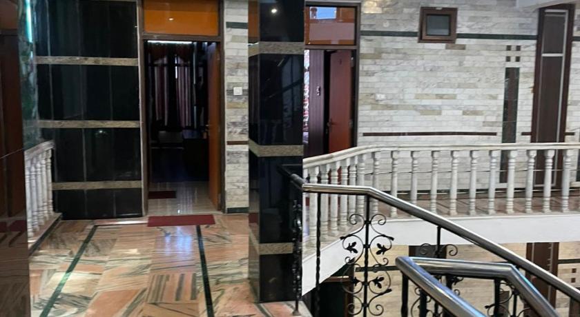 Exquisite Luxurious Presidential Stay- Pure Veg photo