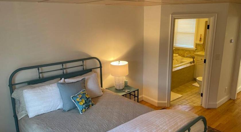 루벡 Updated Historic Water St 2 Bdr, 2 Bath apartment. 4성급 숙소 전망