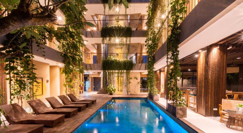 バリ Tanaga CoLiving 3つ星 ホテル ロビー