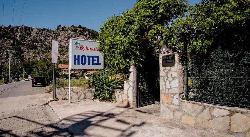 Bybassios Hotel photo
