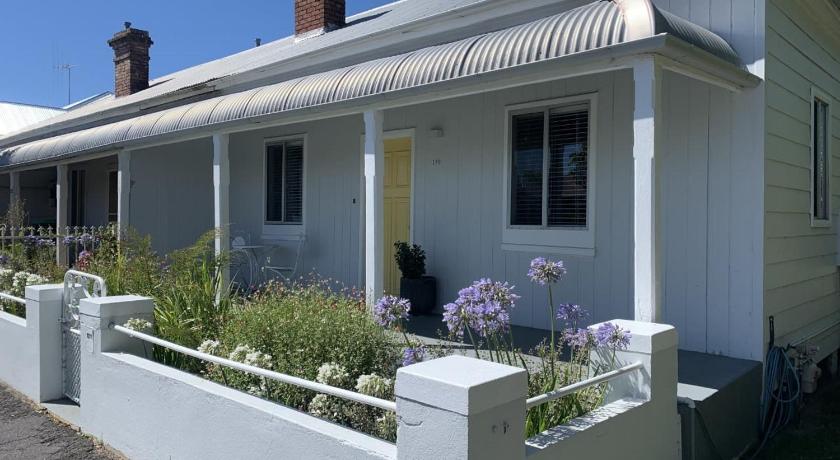 Mary Lemon Cottage photo