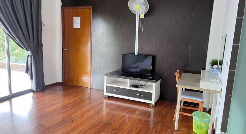 Image of King Room with Balcony 6