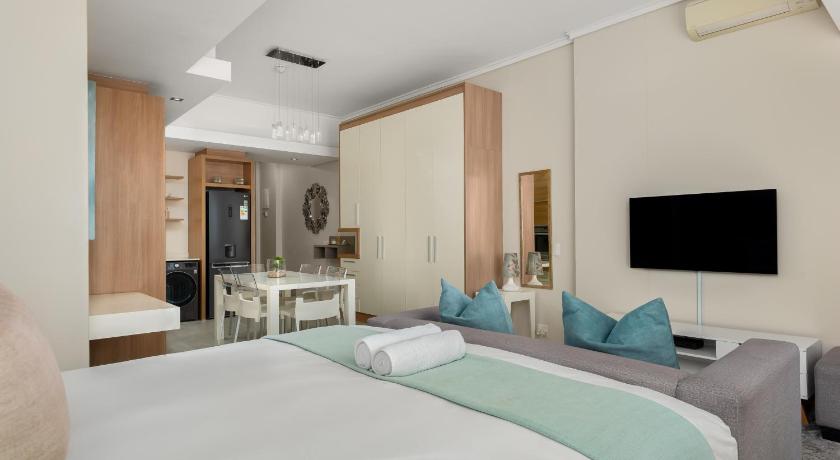 Image of One-Bedroom Apartment 8