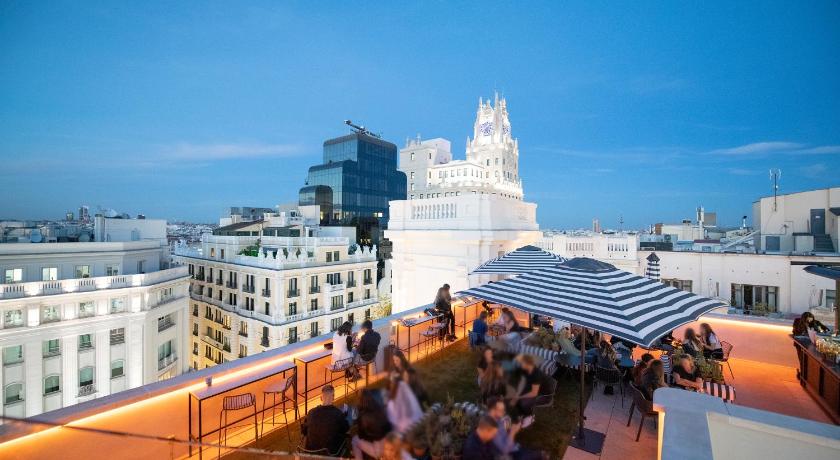 Pestana CR7 Gran Via Madrid — Hotel in Madrid