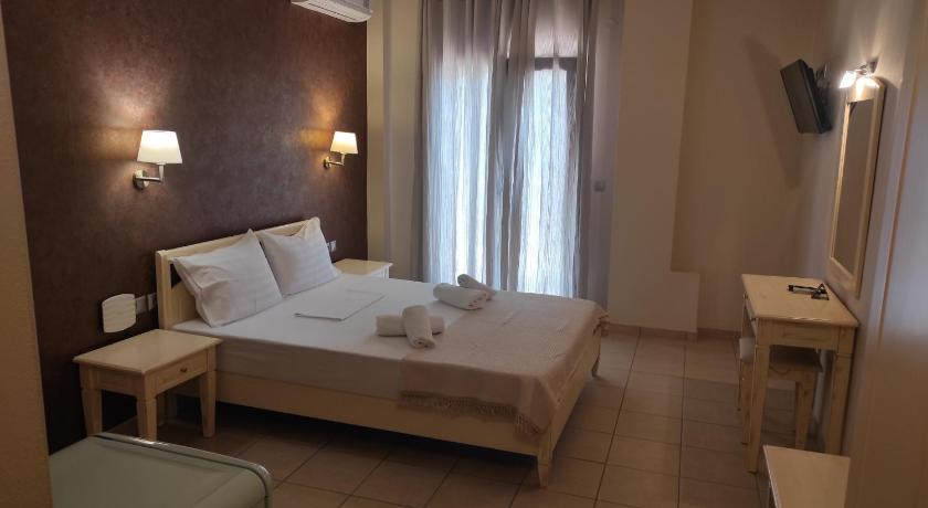 Image of Deluxe Double or Twin Room with Balcony 0