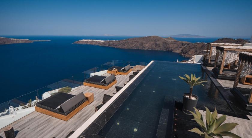Galaxy Suites & Spa photo