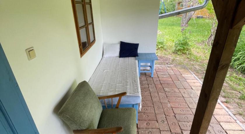 ラロクシュムジュシュ Charmantes Arkadenhaus mit großem Garten 4つ星 シングルルーム 外観