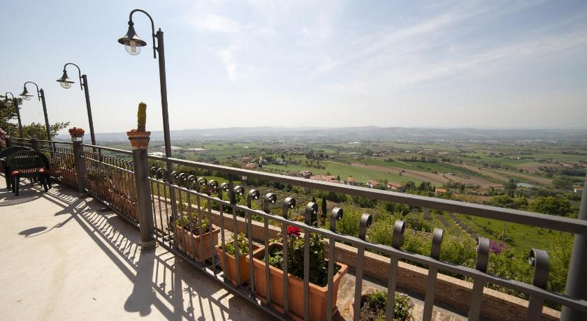 La Luma Hotel photo