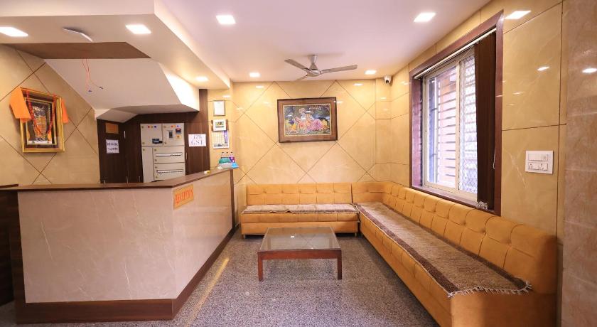Hotel Shri Naman photo