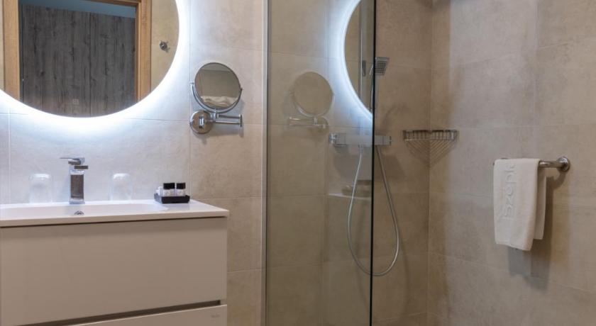 Image of Deluxe Twin Room 4