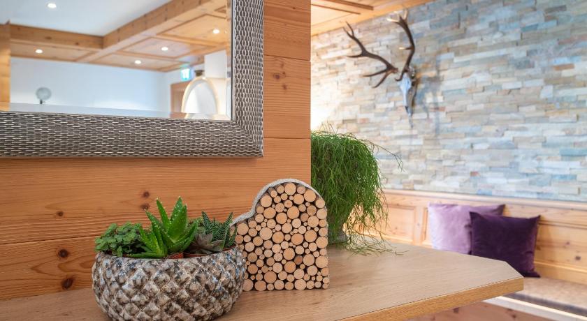 Alphaus Aparthotel photo