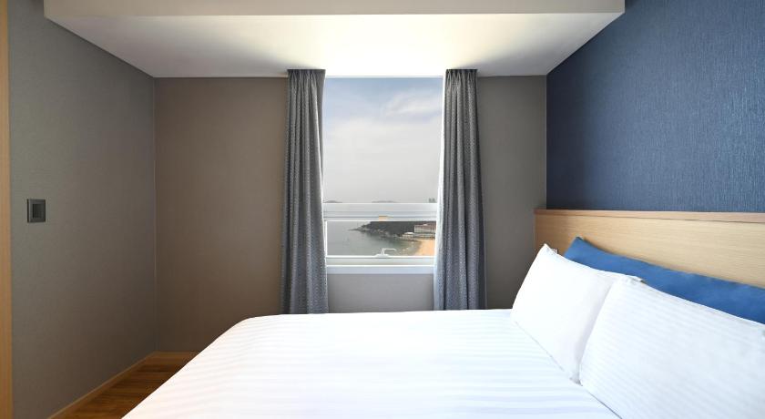 Image of Junior Suite Ocean View 10