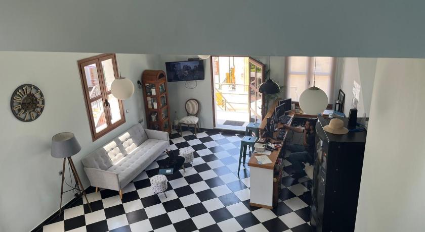 Vassilis Retreat photo