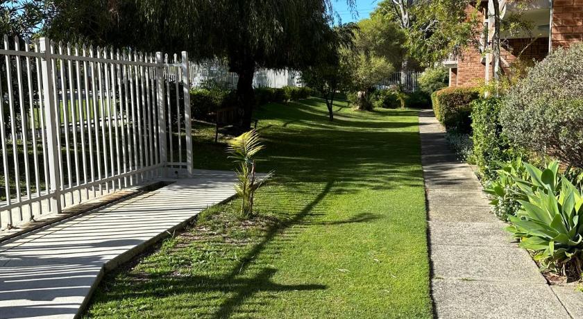 Parkline Apartments Perth photo