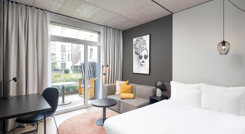 Image of Studio Suite with Terrace 1