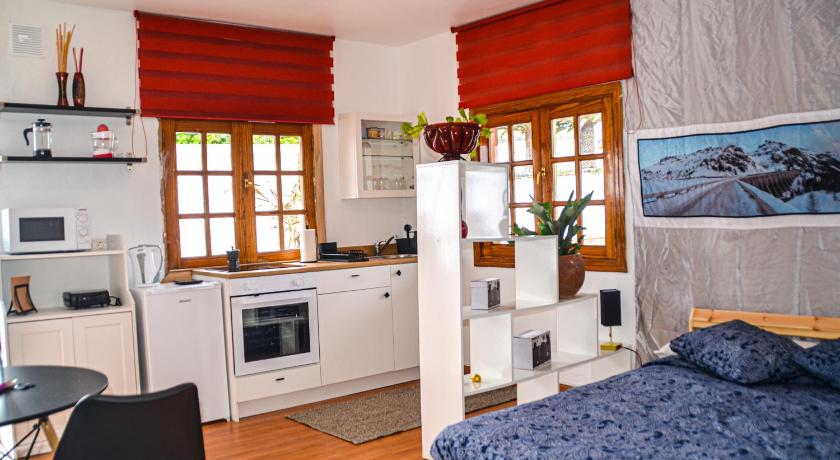 hotel finca GA7COLORES only adult — Hotel in Yaiza