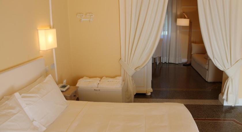 Фото: Полулюкс с видом на море (Junior Suite with Sea View) 3