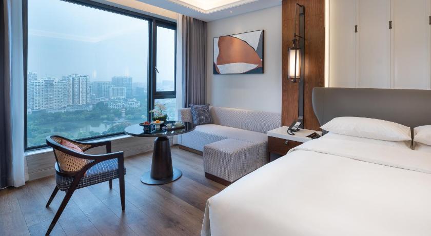 Lake View Double Room attēls 1