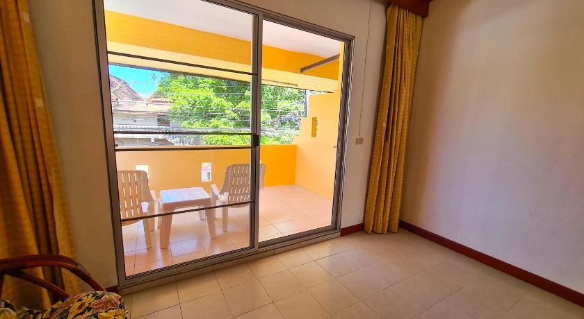 Image of Standard Family Room with Private Bathroom 15