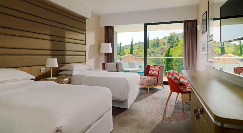 Image of Classic Twin Room, Guest room, 2 Twin, Courtyard view, Balcony 3
