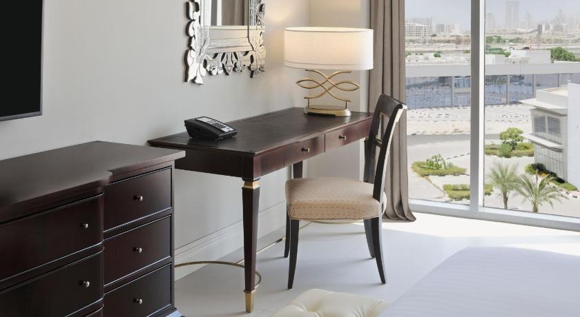 Image of Executive Twin Room with Pantry Lounge Access and Shuttle Bus to JBR Beach and various shopping malls 1