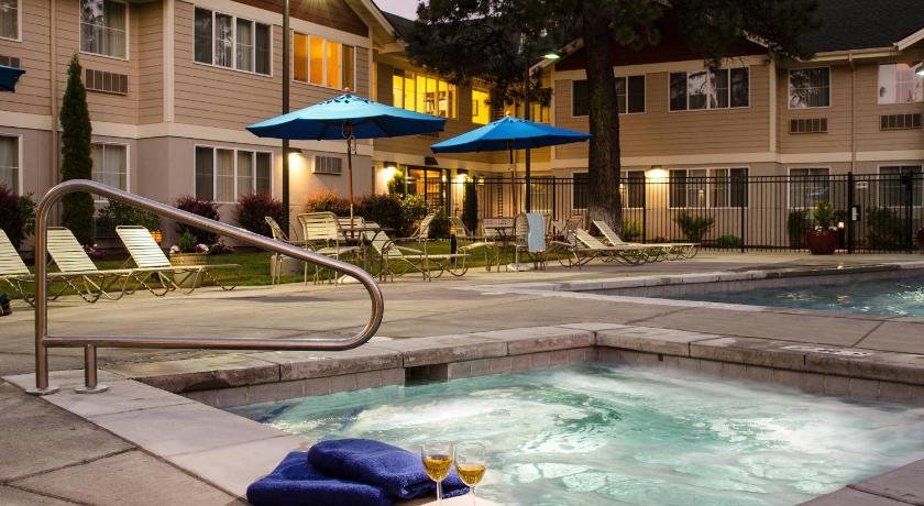 TownePlace Suites Bend Near Mt. Bachelor photo