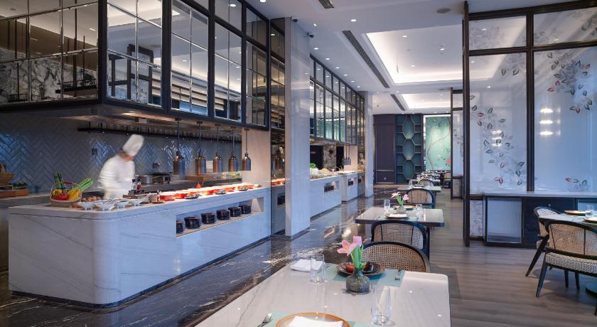 Yiwu kingdom hotel – Yiwu, FL