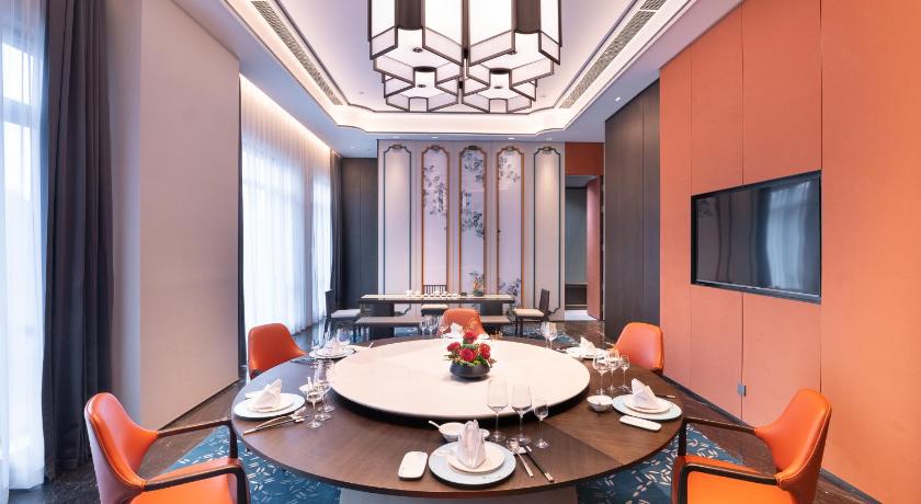 Yiwu kingdom hotel – Yiwu, FL