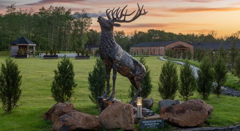 Silverwood Luxury Lodges & Bistro Barn photo