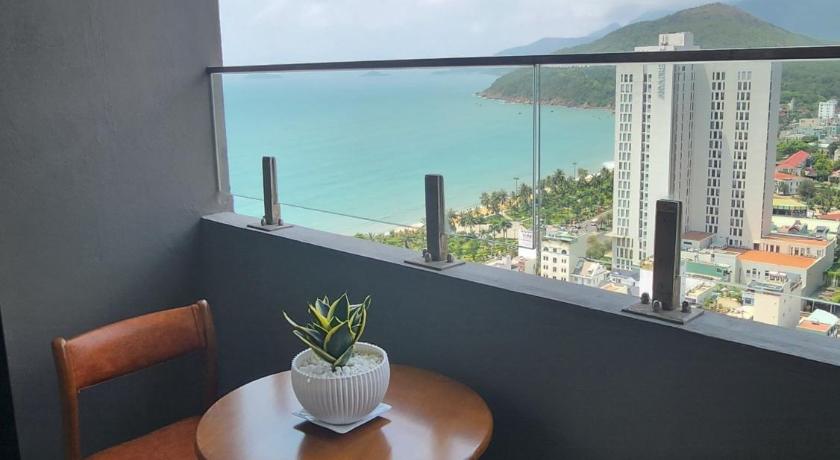 FLC Sea Tower Quy Nhon - Charming House - image 27