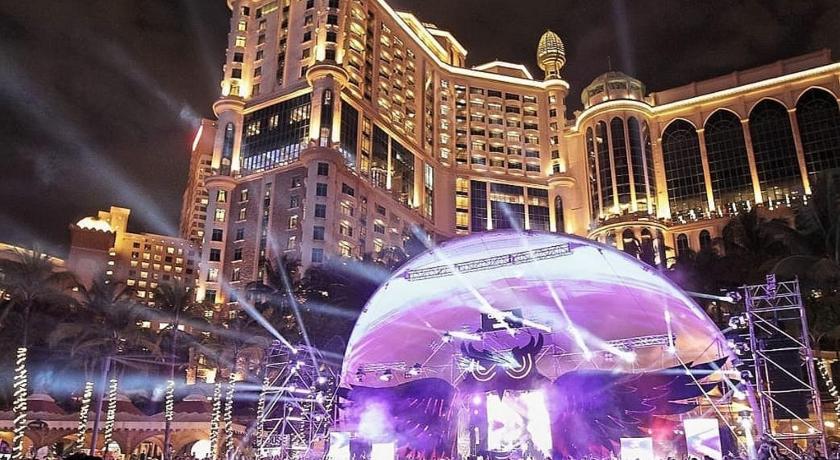 Exclusive Family Suites 5-6 Pax @ Sunway Pyramid photo