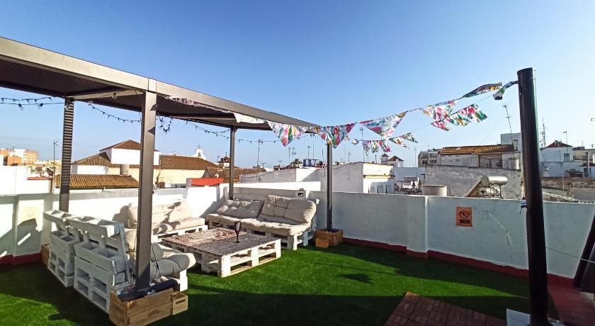 Balcony/terrace, HOSTEL Vivian's Guest House in Jerez de la Frontera