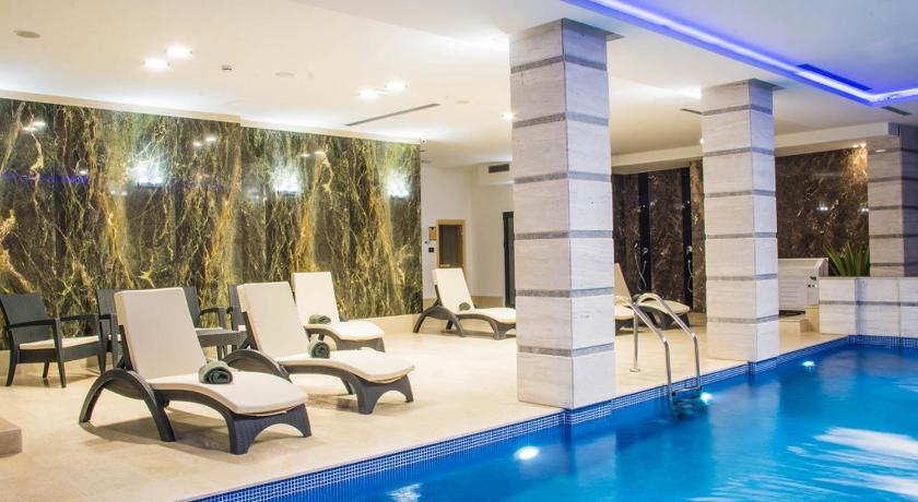 베오그라드 Xenon Hotel & SPA 4성급 호텔 스위트룸