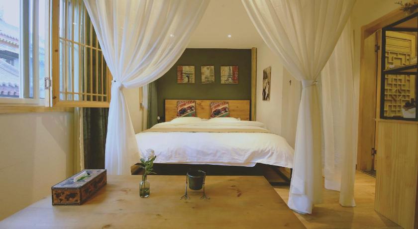 Image of Duplex Suite 1
