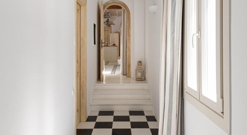 Etesians Suites &amp; Villas — Hotel in Mykonos