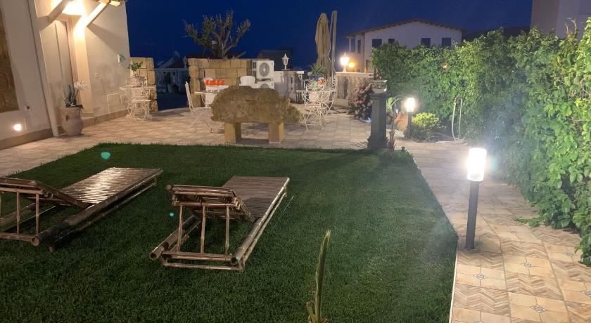 Villa Maresa villetta bifamiliare con giardino esclusivo