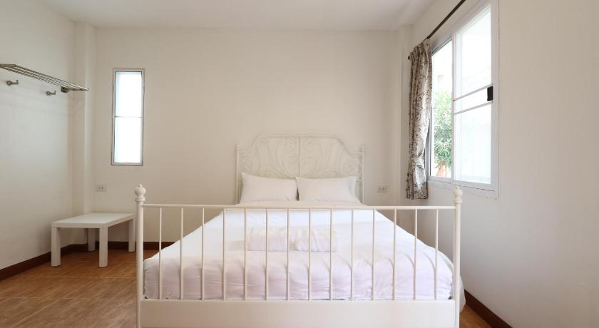 Image of Queen Room With Balcony 5
