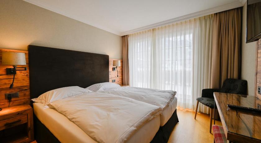 Image of Superior Three Bedroom Apartment 7