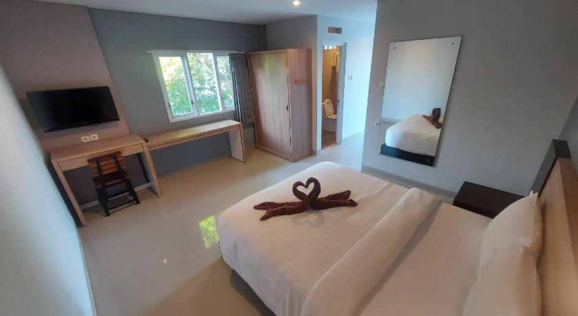 Slumber Party Hostel Canggu - image 29